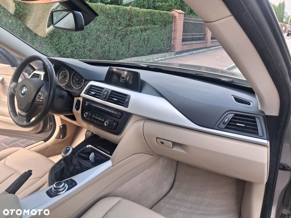 BMW 3GT 318d Luxury Line - 5