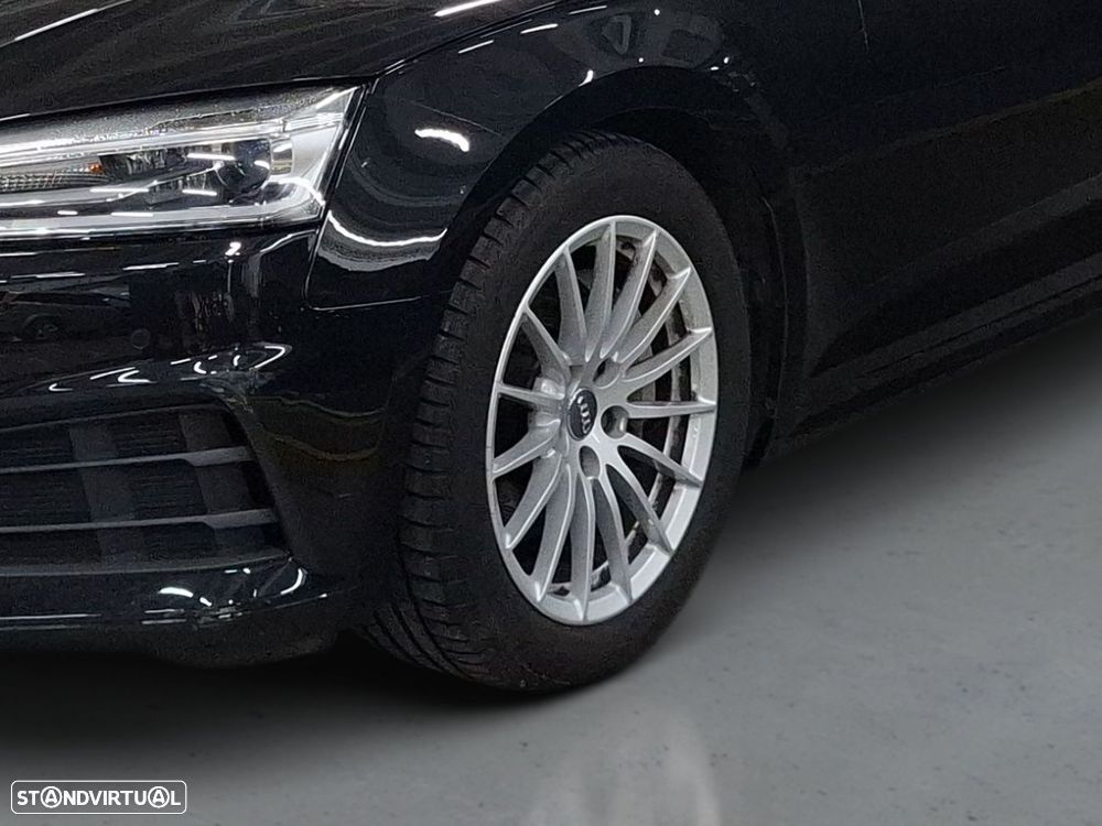 Audi A5 Limousine - 4