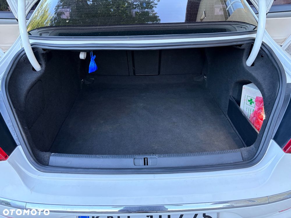 Volkswagen Passat CC 2.0 TSI DSG - 11