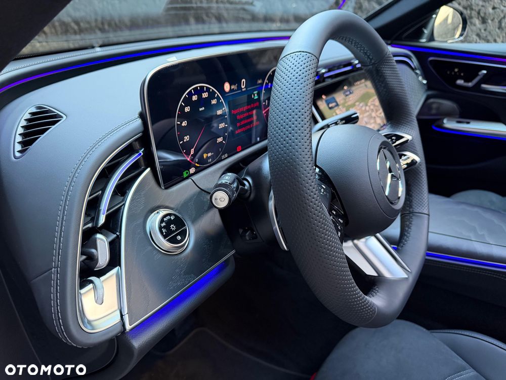 Mercedes-Benz Klasa E 220 d 4-Matic AMG - 27