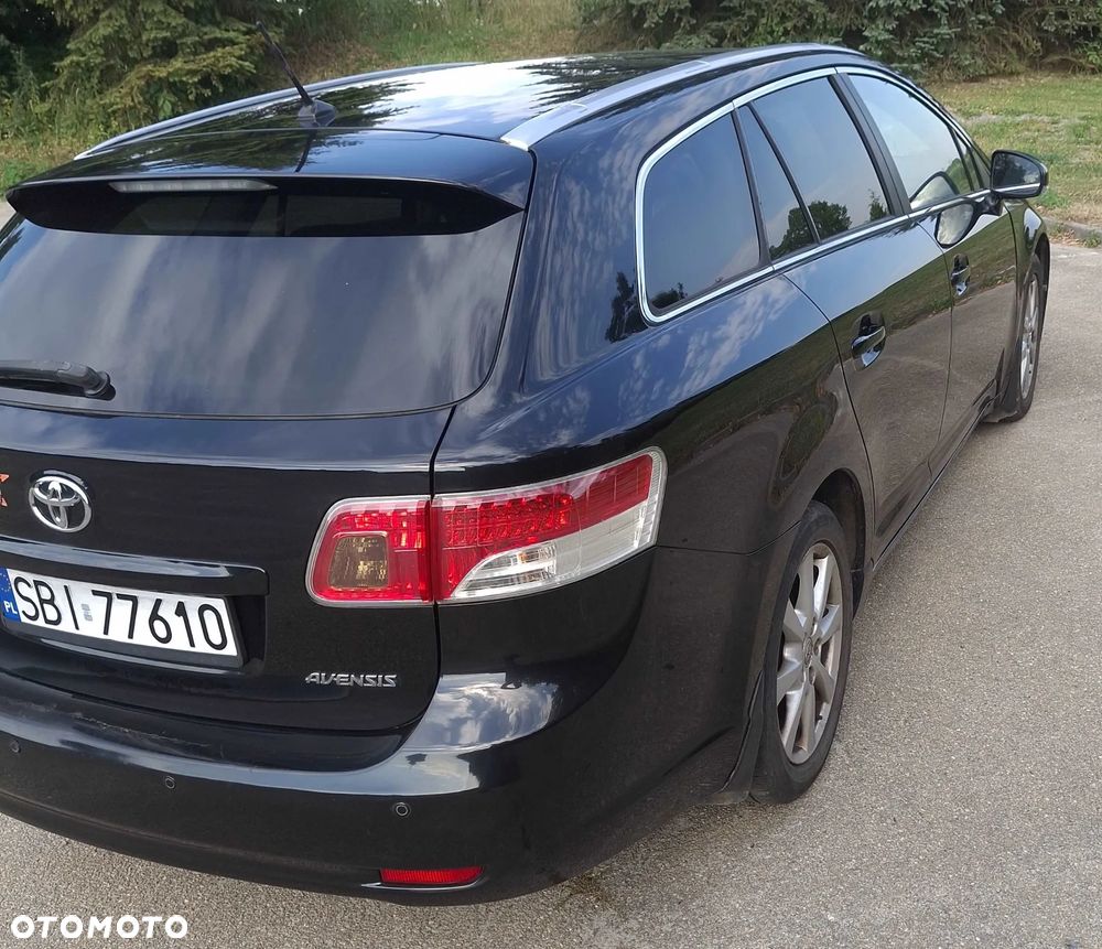 Toyota Avensis 2.0 D-4D Luna - 6