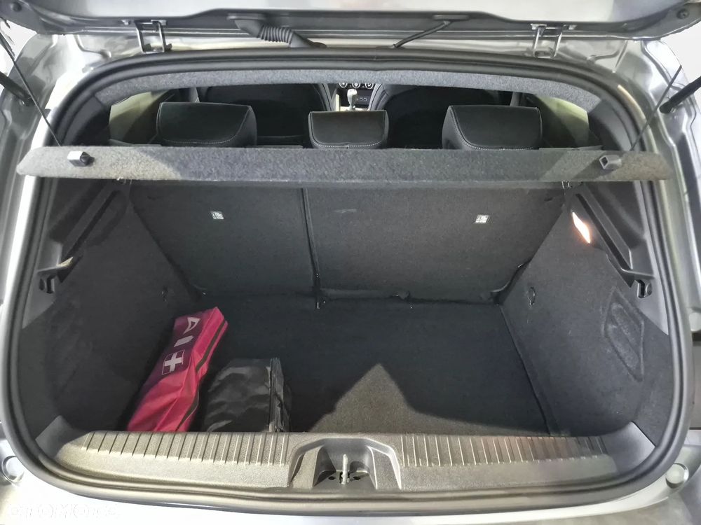 Renault Clio 1.0 TCe Techno - 25