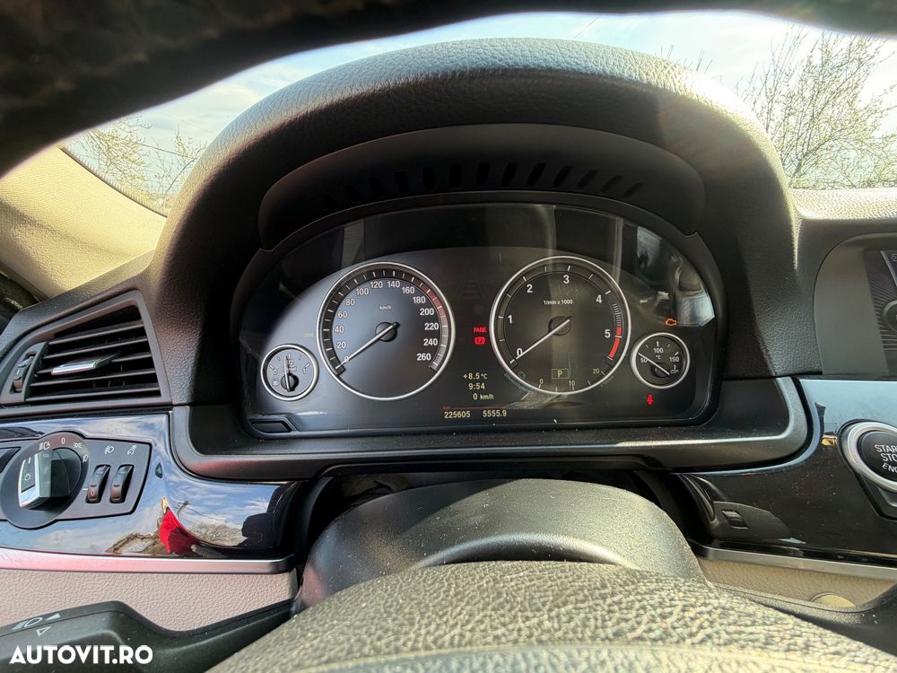 BMW Seria 5 520d - 4