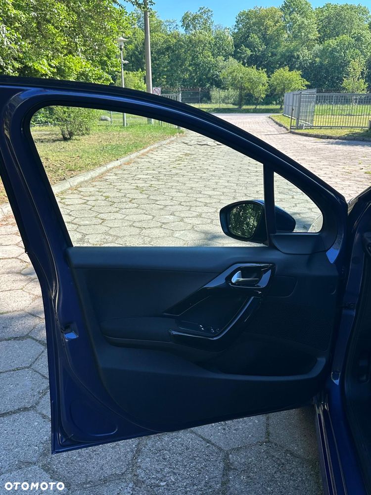 Peugeot 208 1.2 VTi Active ETG5 - 17