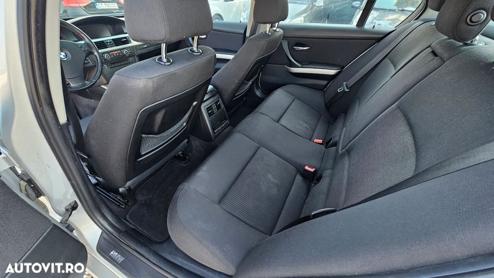 BMW Seria 3 318d Aut. Blue Performance Modern Line - 16