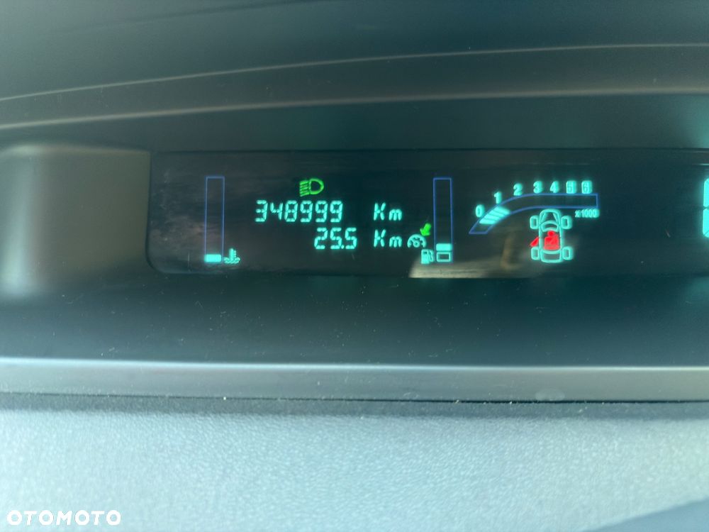Renault Grand Scenic - 21