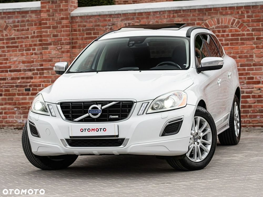 Volvo XC 60 D4 AWD Geartronic RDesign - 12