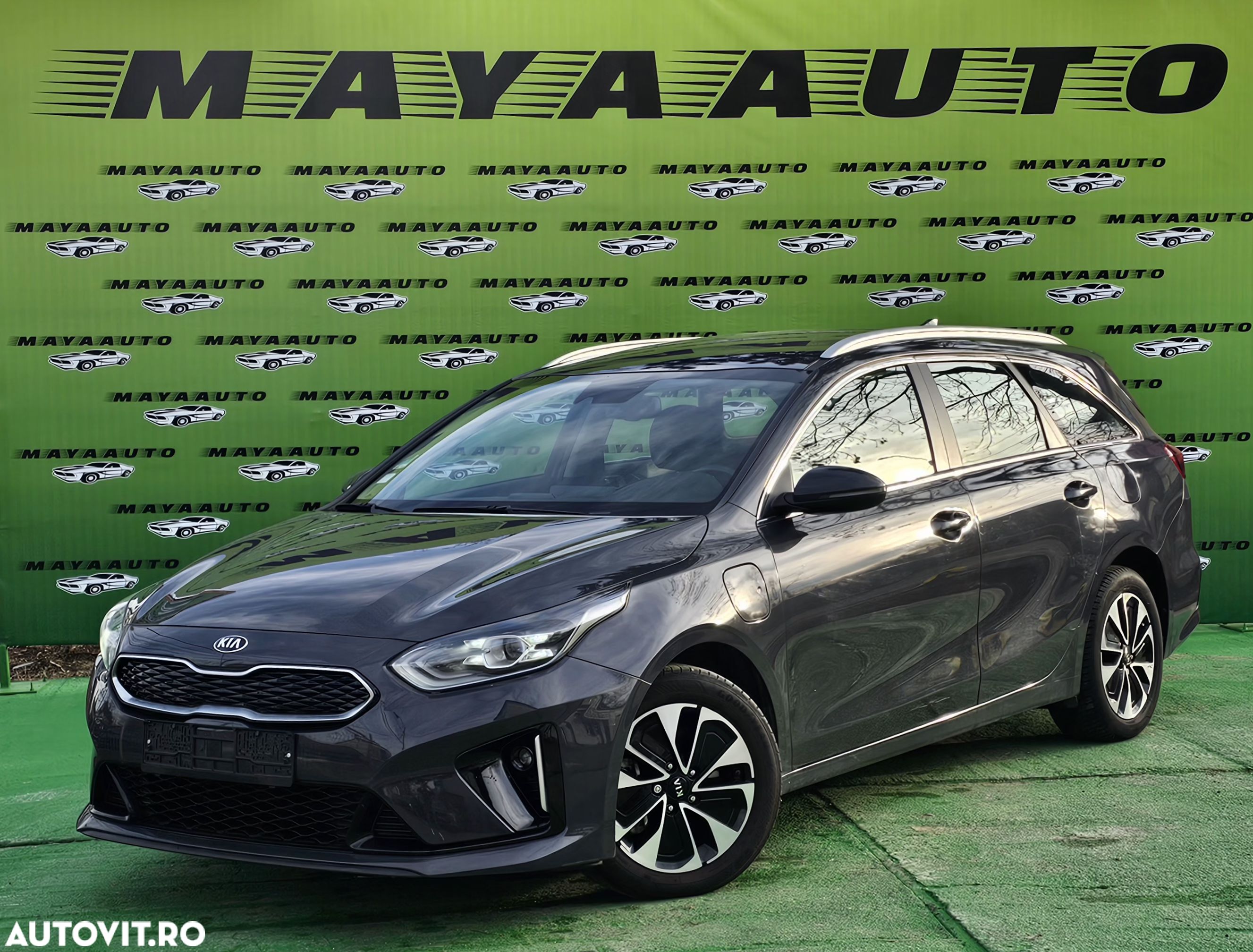 Kia Ceed SW 1.6 GDI DCT OPF Plug-in-Hybrid Platinum Edition - 1