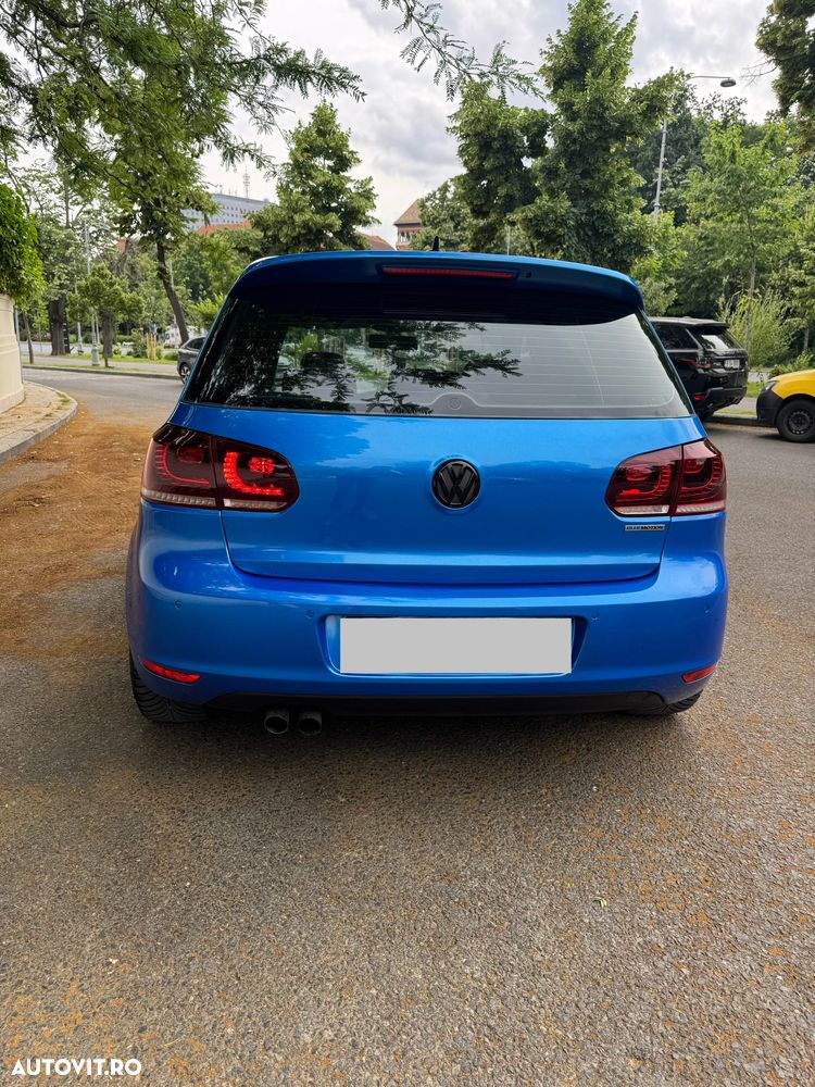 Volkswagen Golf 2.0 TDI Highline - 6