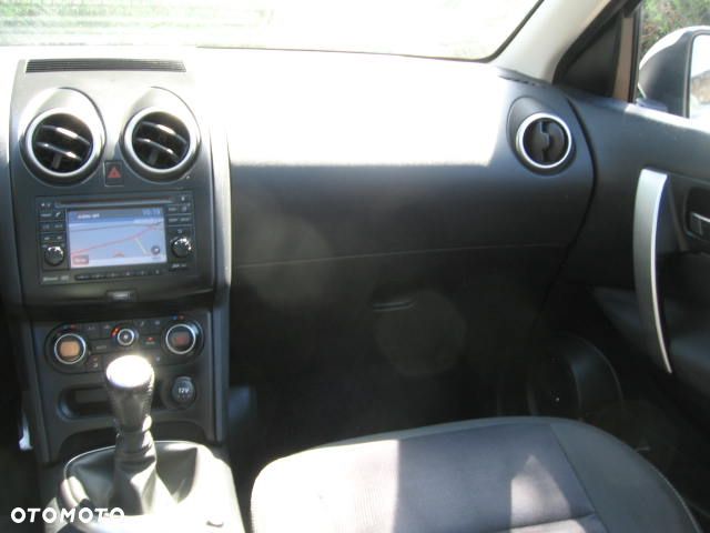 Nissan Qashqai+2 2.0 4x4 Visia - 23