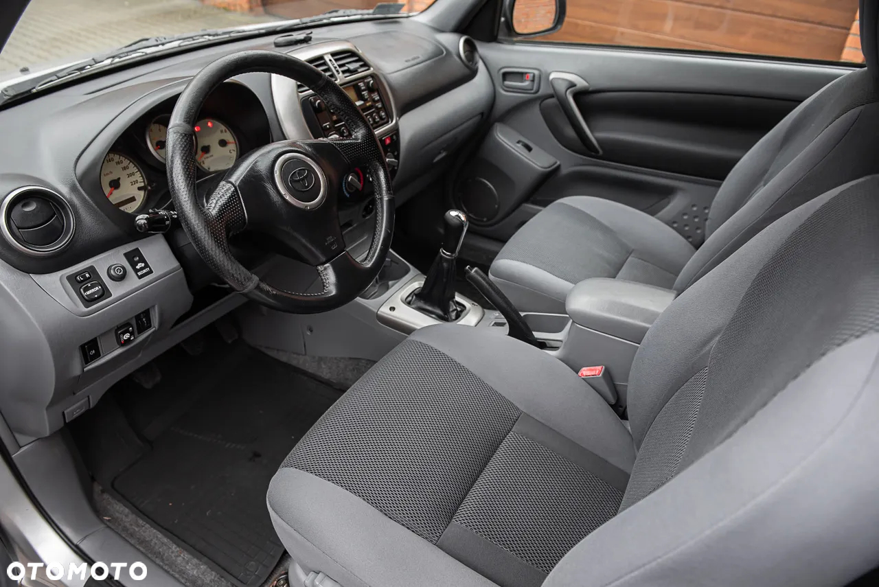 Toyota RAV4 2.0 VVT-i Sol - 14