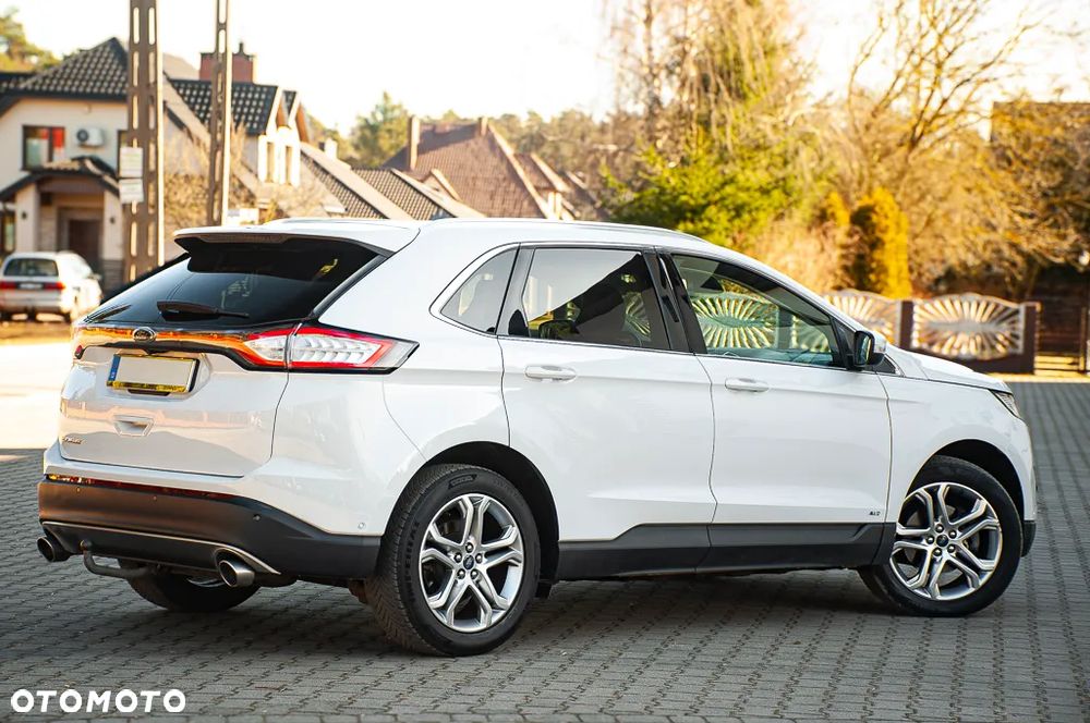Ford Edge 2.0 TDCi 4x4 Titanium - 25