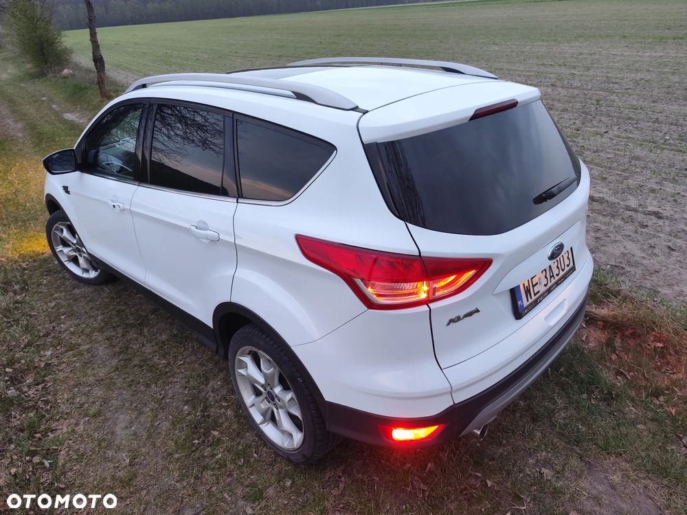 Ford Kuga 2.0 TDCi 4x4 Titanium - 2