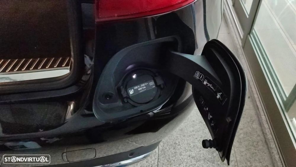 Mercedes-Benz C 300 BlueTEC Hybrid Avantgarde - 11