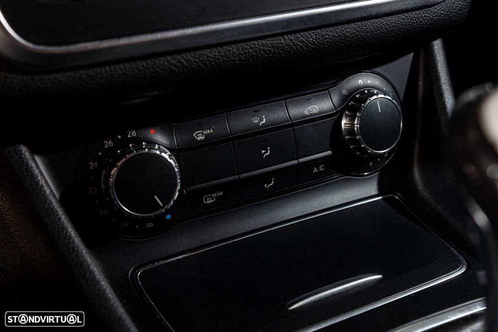 Mercedes-Benz CLA 180 - 15