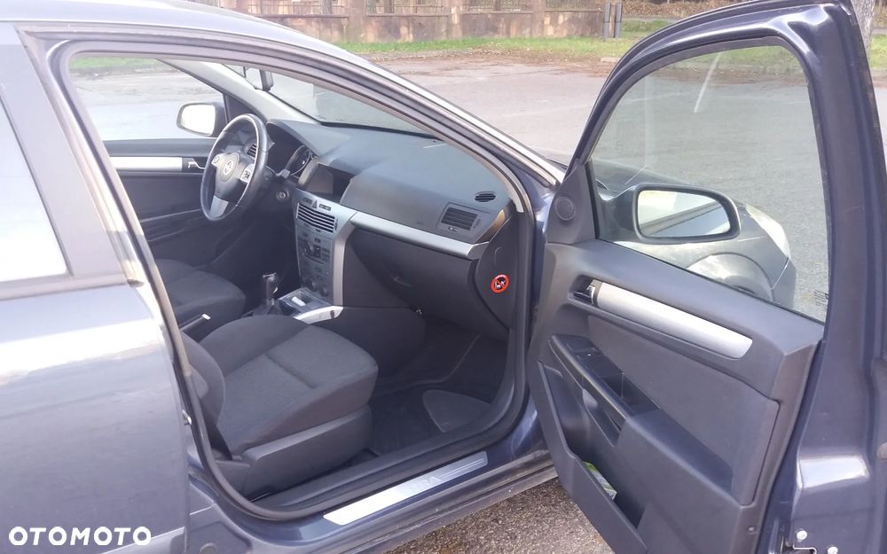 Opel Astra III 1.9 CDTI Sport - 13