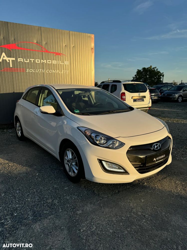 Hyundai i30 1.4 White Edition - 4