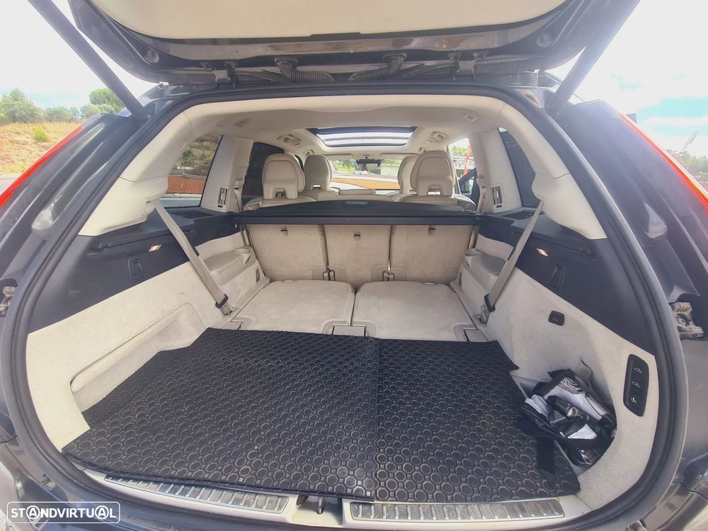 Volvo XC 90 - 19