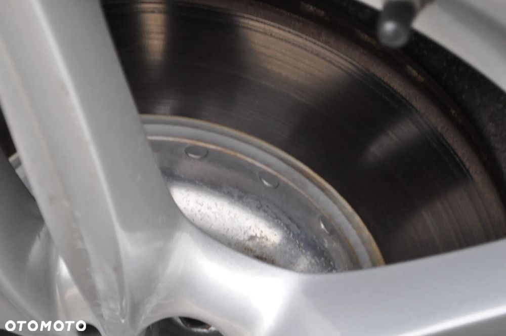 BMW Seria 5 528i xDrive Sport-Aut Modern Line - 8