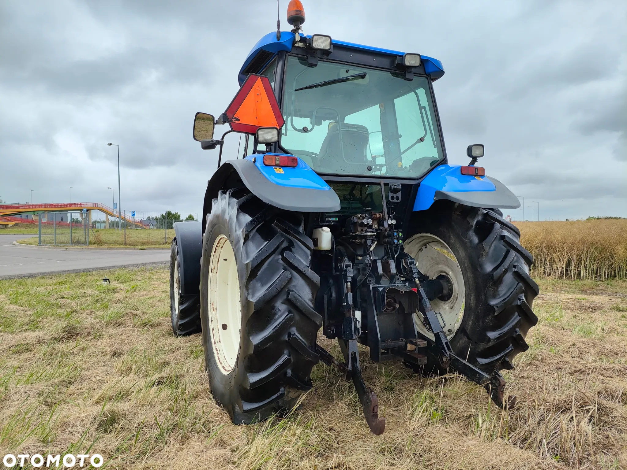 New Holland TM130 - 12