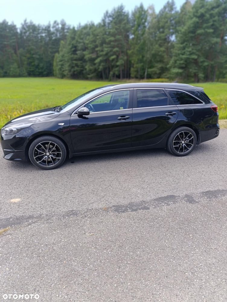 Kia Ceed 1.6 CRDi mHEV Business Line DCT - 14