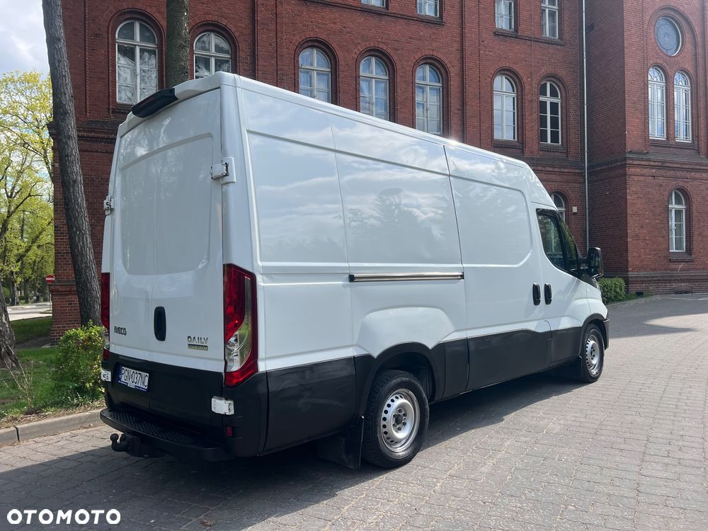 Iveco DAILY 35s16 L3H2 - 6