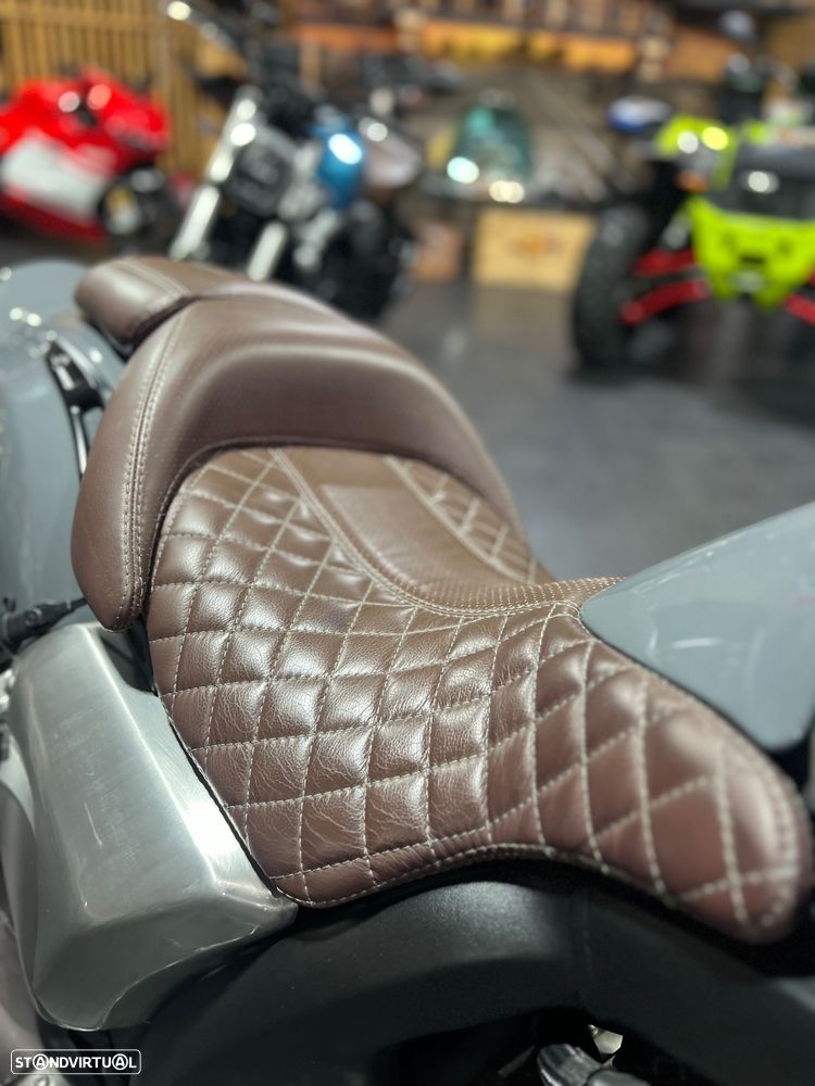 Yamaha Vmax 1700 - 10