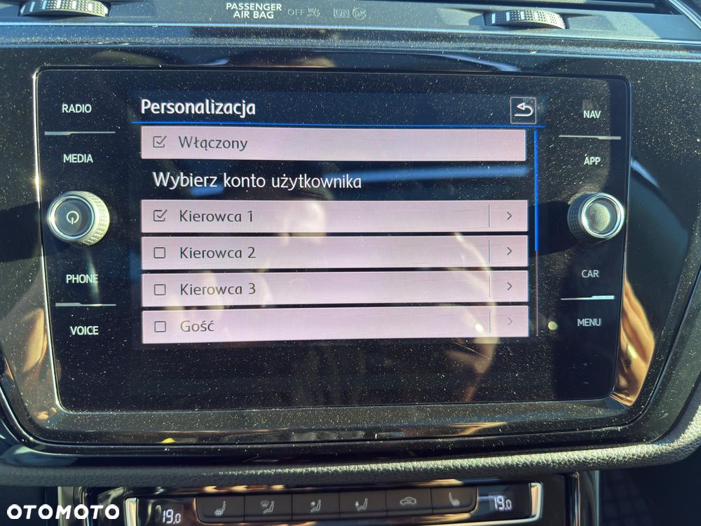 Volkswagen Touran - 24