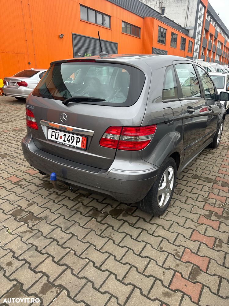 Mercedes-Benz B 200 Autotronic Special Edition - 30