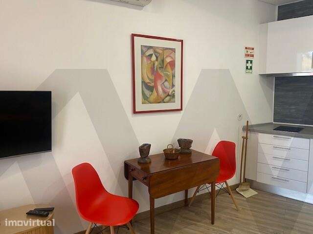 2 Moradias Duplex T1 Geminadas em Lisboa, na Mouraria, com Licença AL - Grande imagem: 2/15