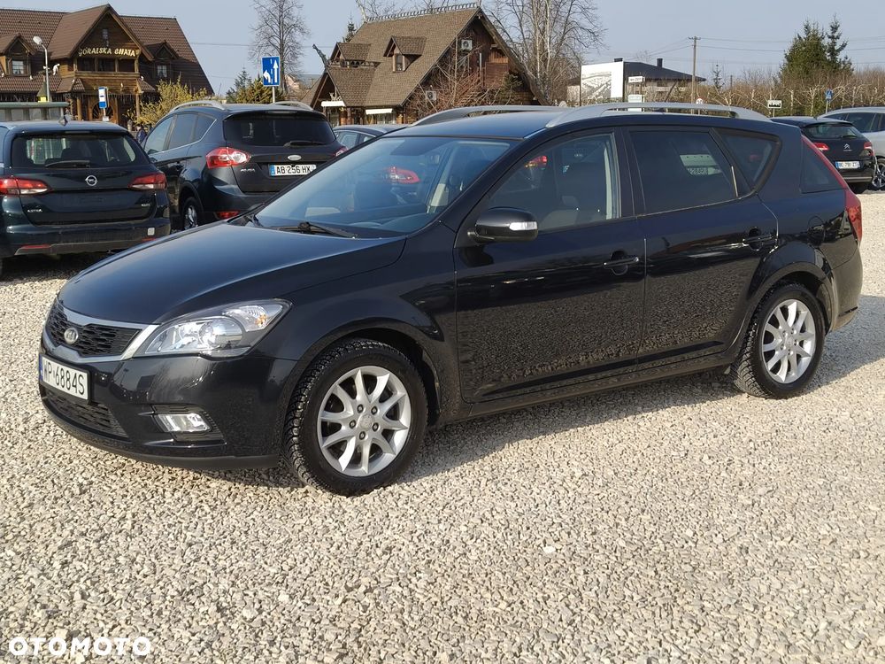 Kia Ceed 1.6 CRDi 90 ISG Spirit - 12