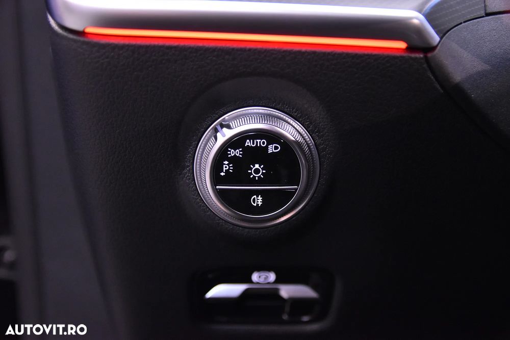 Mercedes-Benz C 300 MHEV 4MATIC - 15