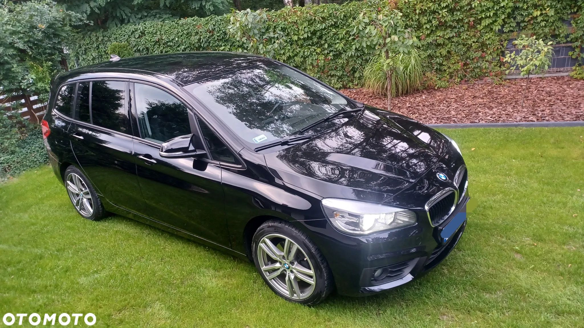 BMW Seria 2 218d - 1