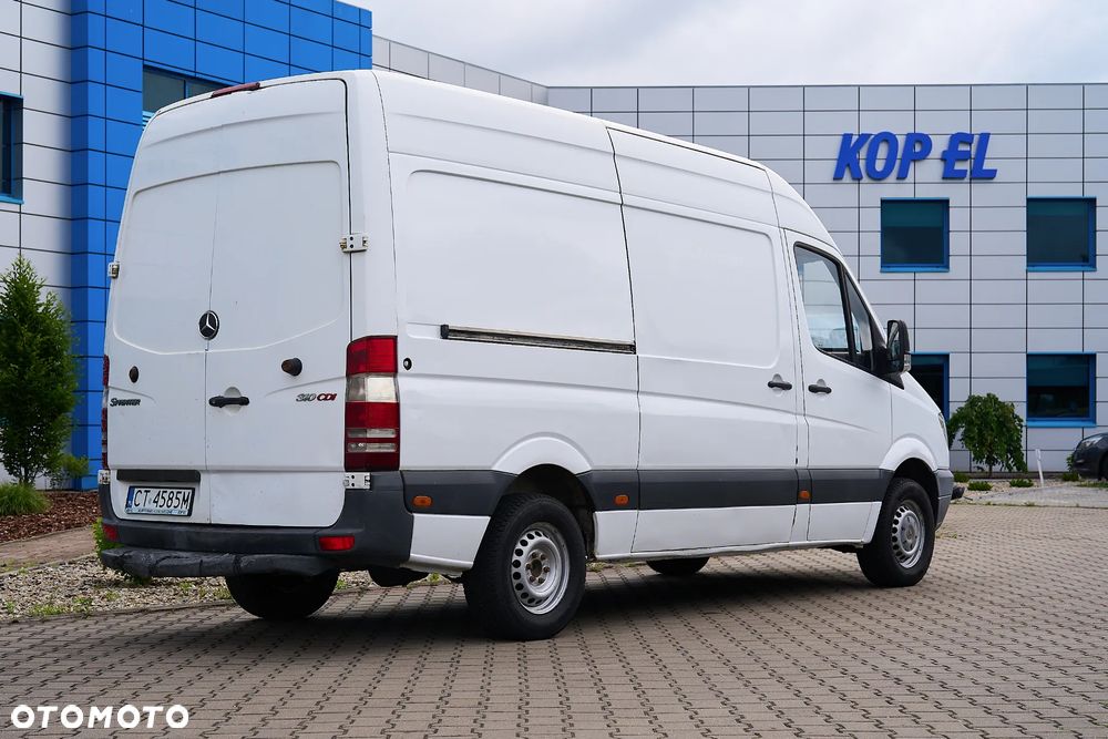 Mercedes-Benz Sprinter 310 - 3