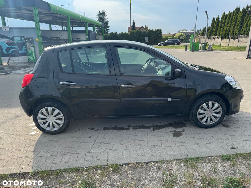 Renault Clio 1.2 16V Expression - 4