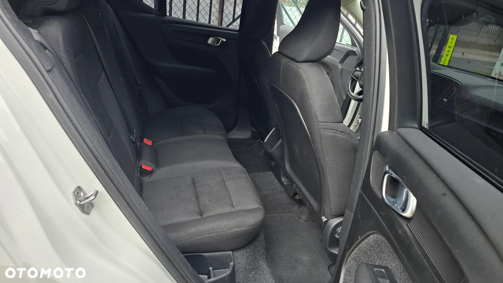 Volvo XC 40 D3 Momentum - 21