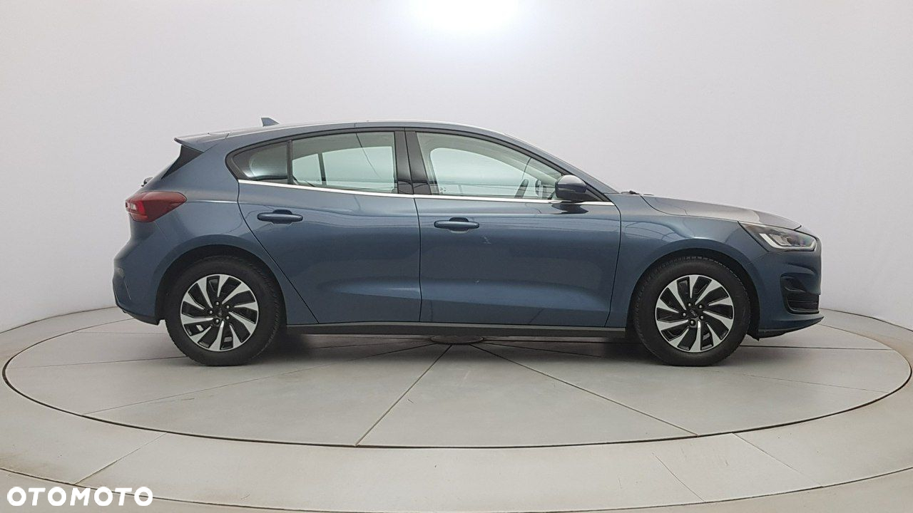 Ford Focus - 8