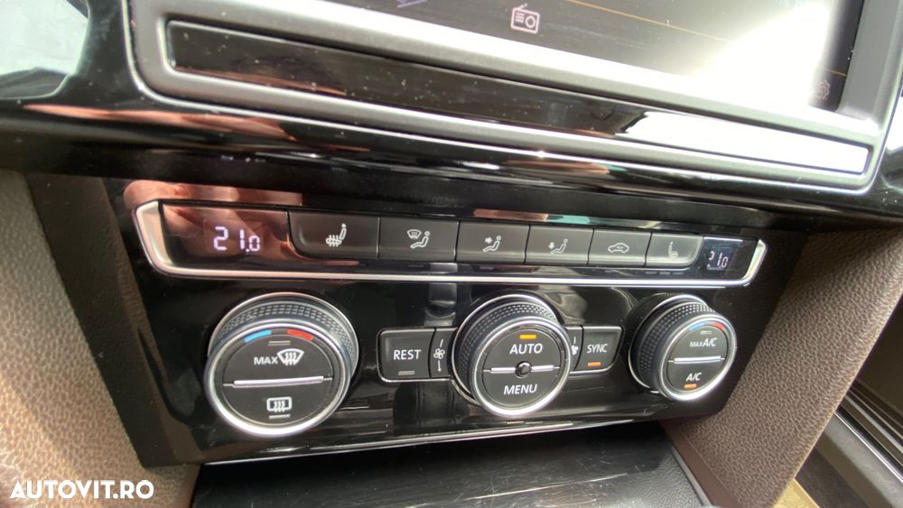 VOLKSWAGEN Passat Alltrack 2016 — imagine 8