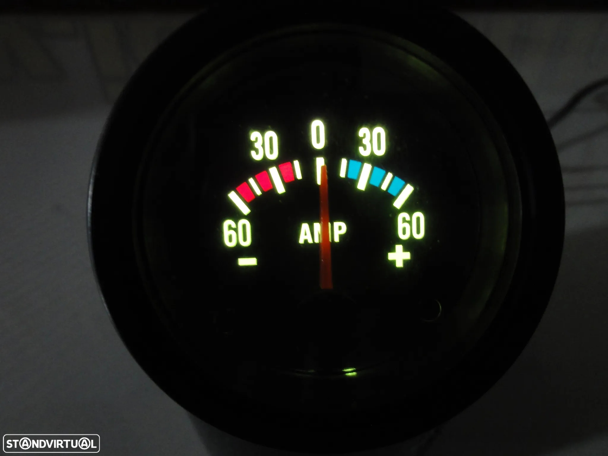 Manómetro fundo preto estilo VDO / Od school disponível em Amperímetro, pressão do turbo, pressão do oleo, temperatura do oleo, temperatura da água, voltagem, vacuo - 17