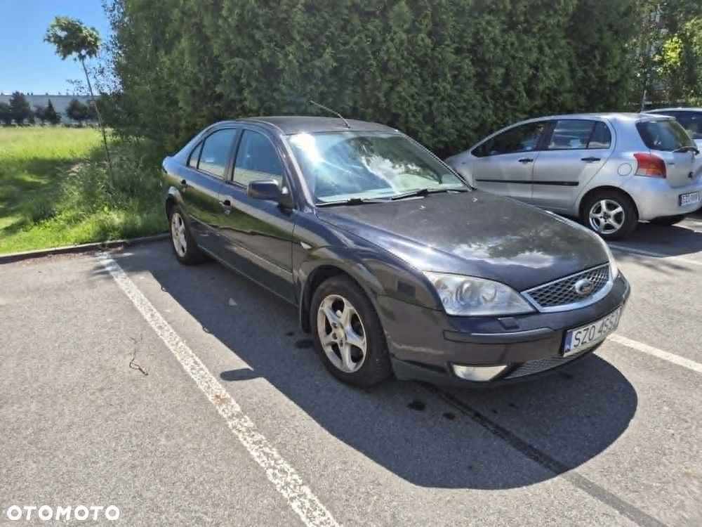 Ford Mondeo 2.0 Ghia - 2