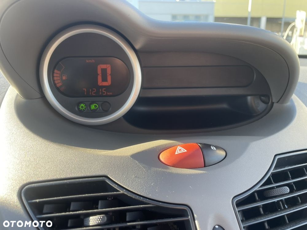 Renault Twingo 1.2 LEV 16V 75 Authentique - 7