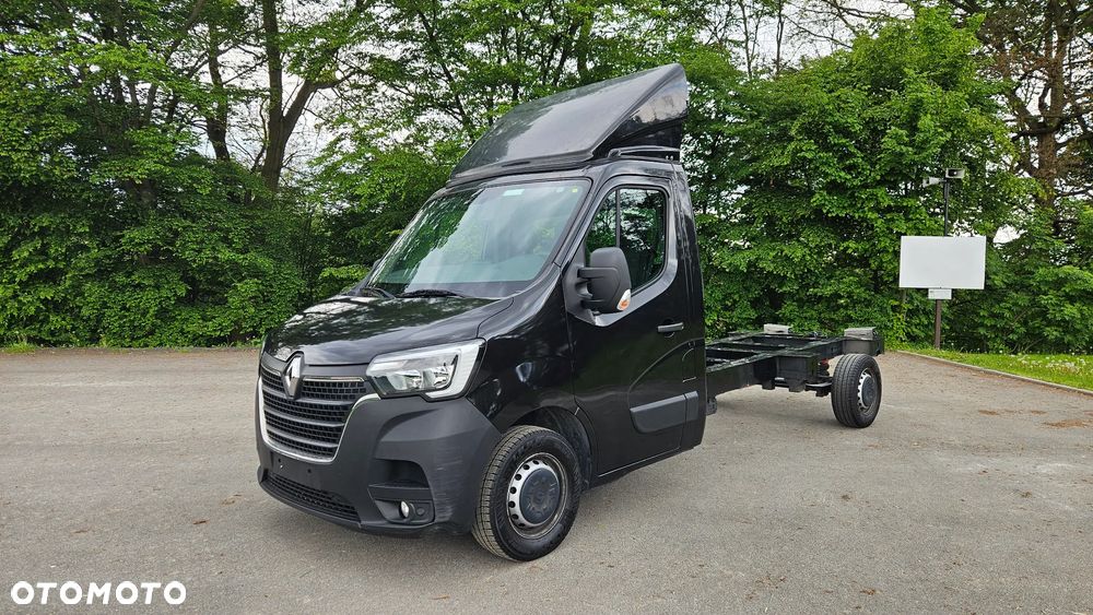 Renault Master - 1