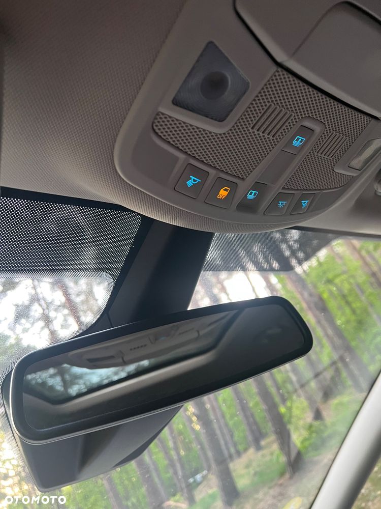 Ford S-Max 2.0 EcoBlue Titanium - 32