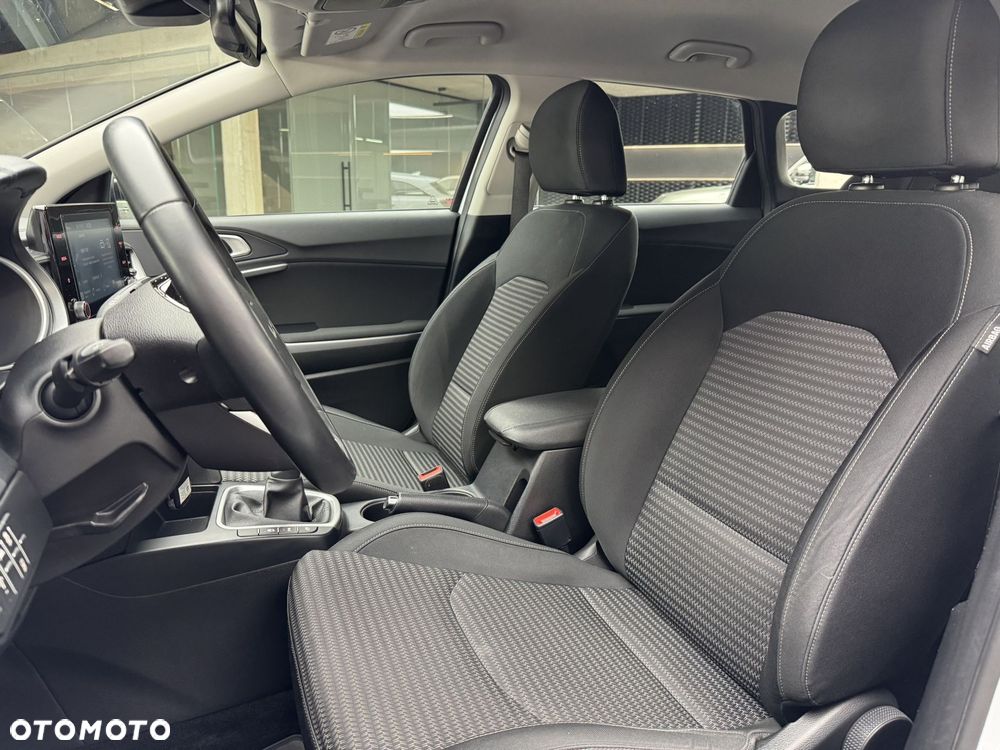 Kia Ceed 1.0 T-GDI M - 12