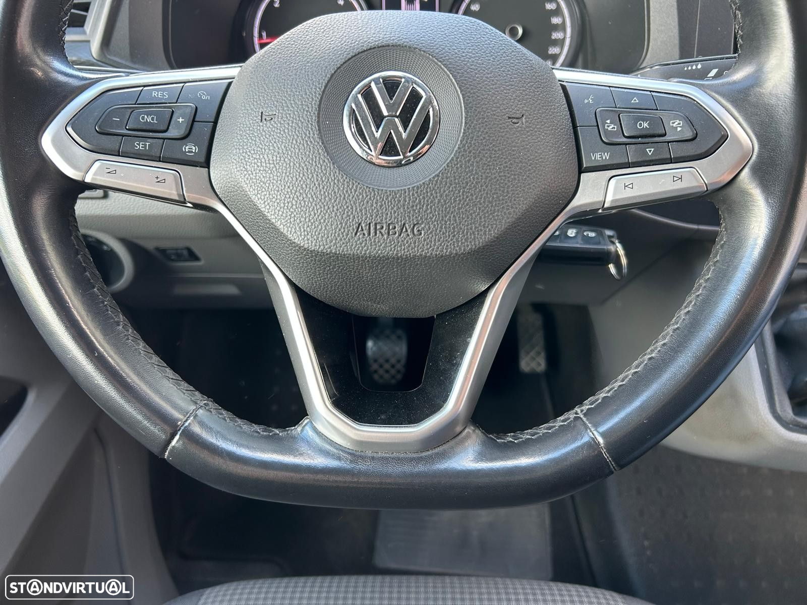 VW Transporter 2.0 TDI L.Business - 28