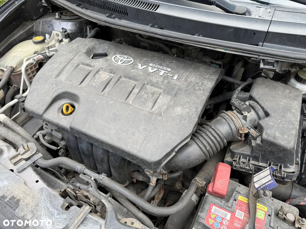 Toyota Auris 1.6 VVT-i Sol - 14