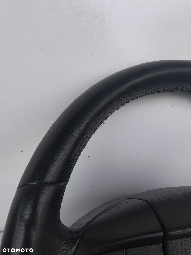 Kierownica skórzana w164 w245 w251 ML R klasa - 2