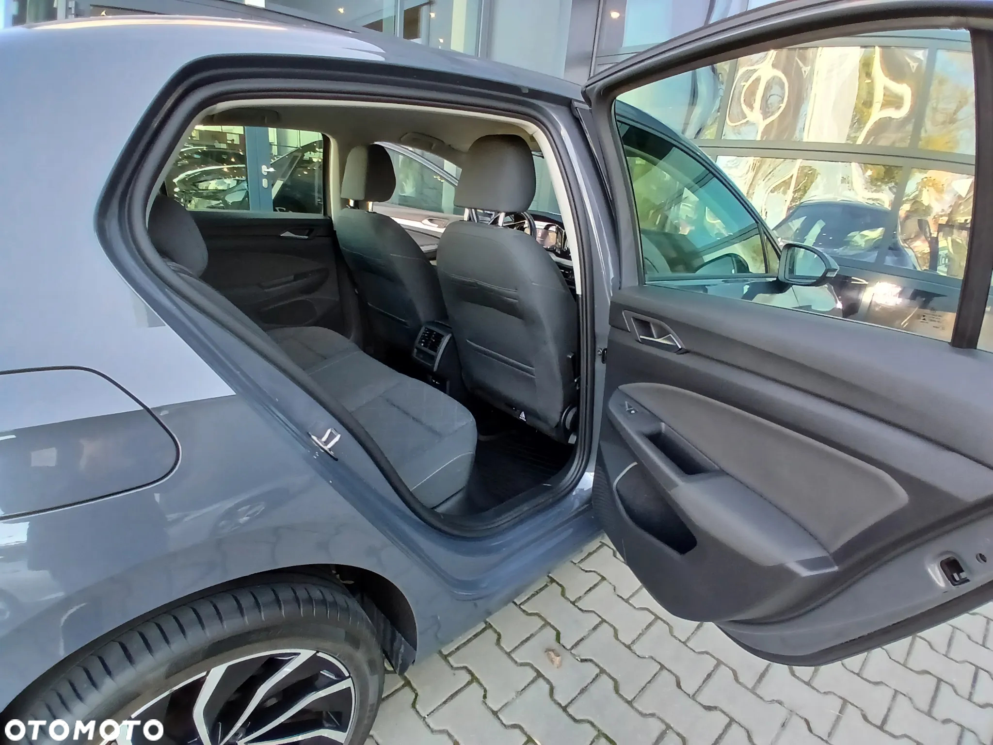 Volkswagen Golf VIII 1.0 TSI Life - 18