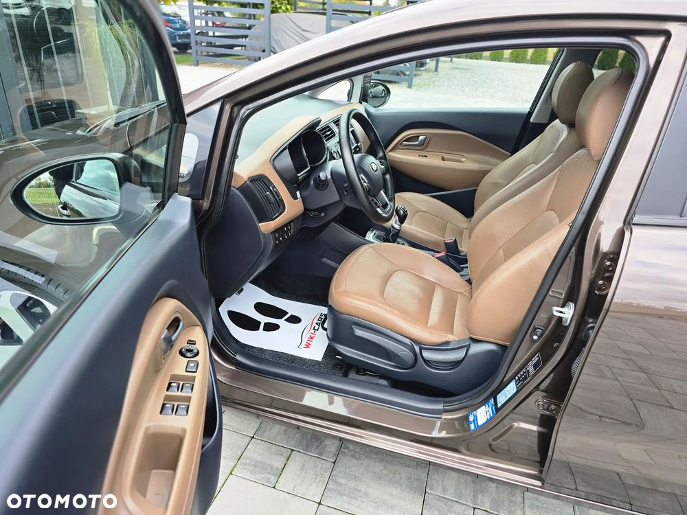Kia Rio 1.4 Edition 7 - 15