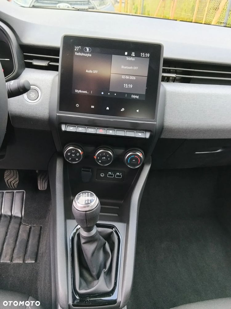 Renault Clio 1.0 TCe Techno - 12
